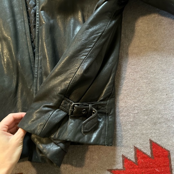 Vintage Black Lambskin Leather Bomber Jacket - Picture 7 of 11
